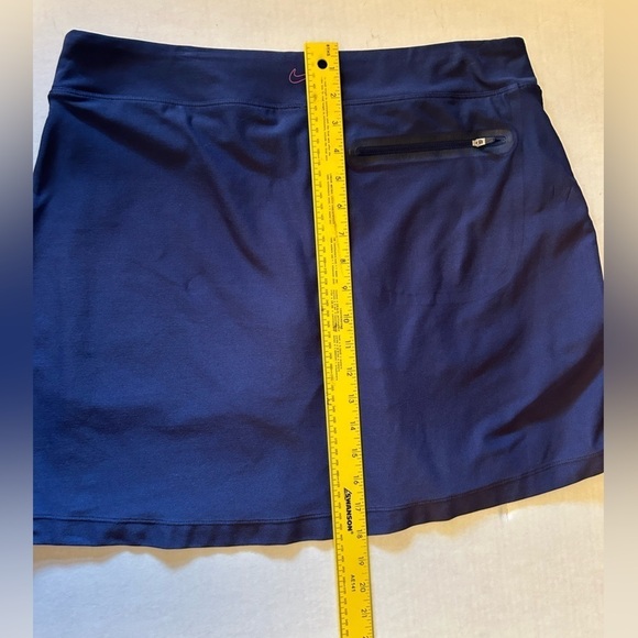 Nike Dri Fit Golf Tour Performance Navy Blue Skirt Skort Sz-L. B5 - Picture 10 of 10